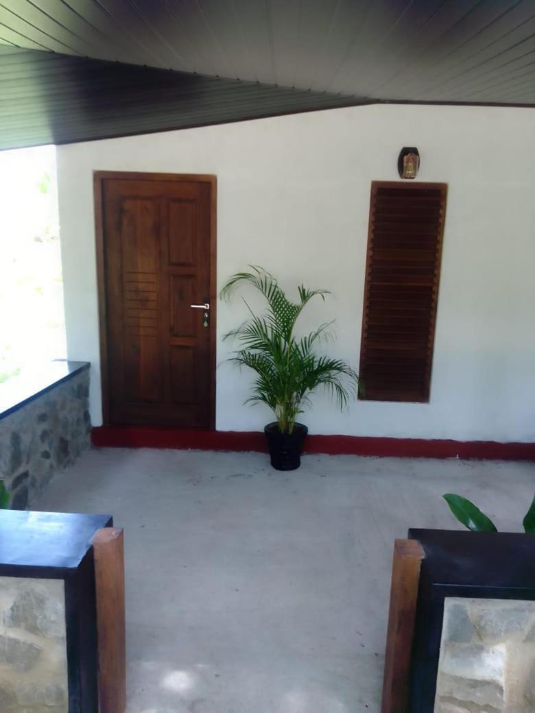 Soma Cabana, Homestay & Restaurant Tangalle Luaran gambar
