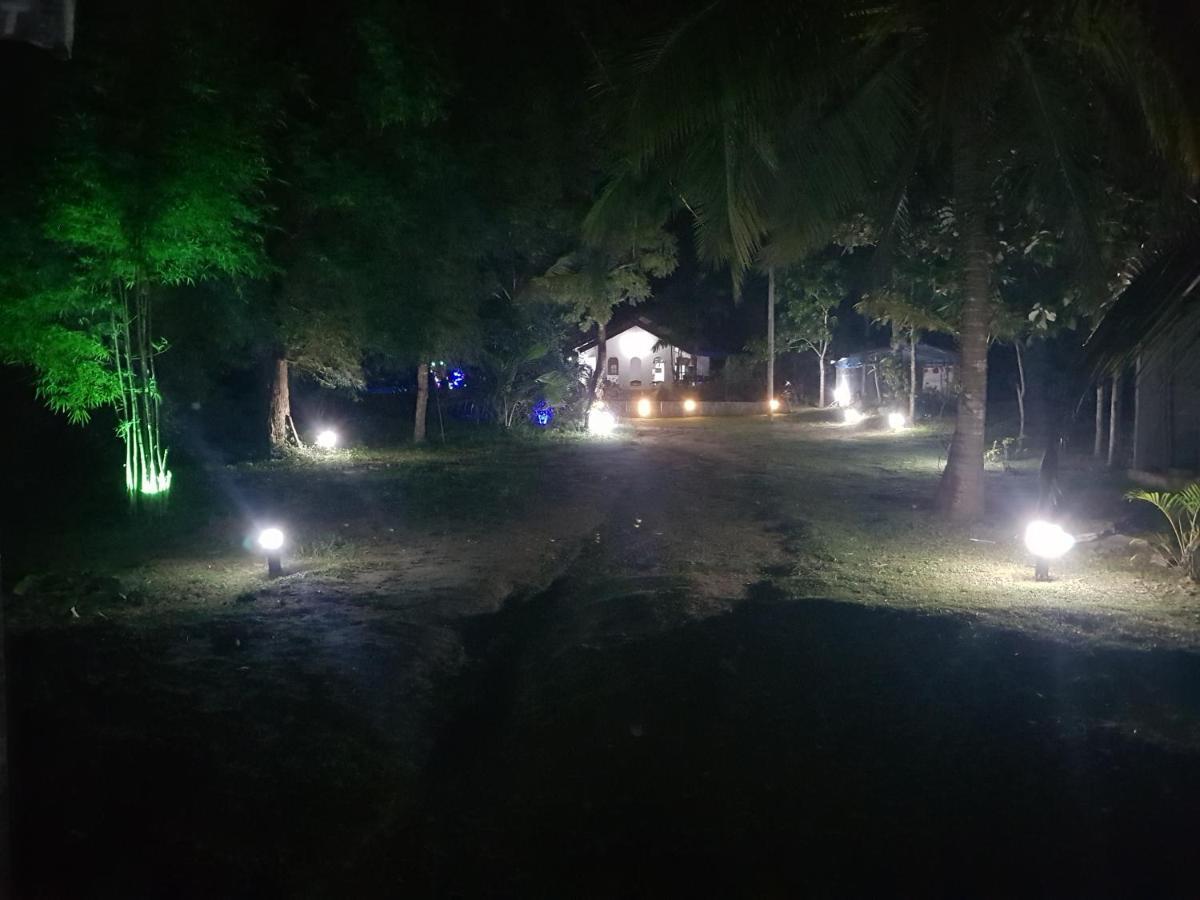 Soma Cabana, Homestay & Restaurant Tangalle Luaran gambar