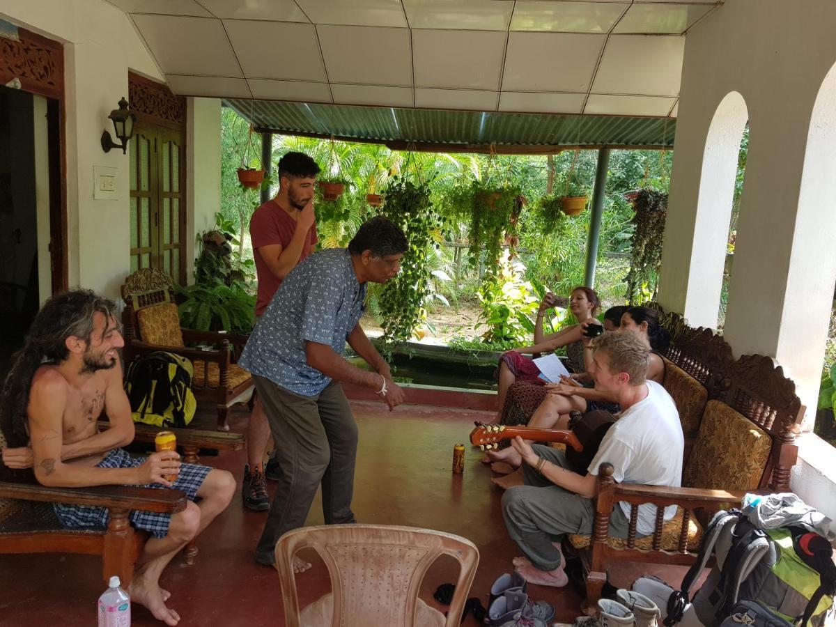 Soma Cabana, Homestay & Restaurant Tangalle Luaran gambar